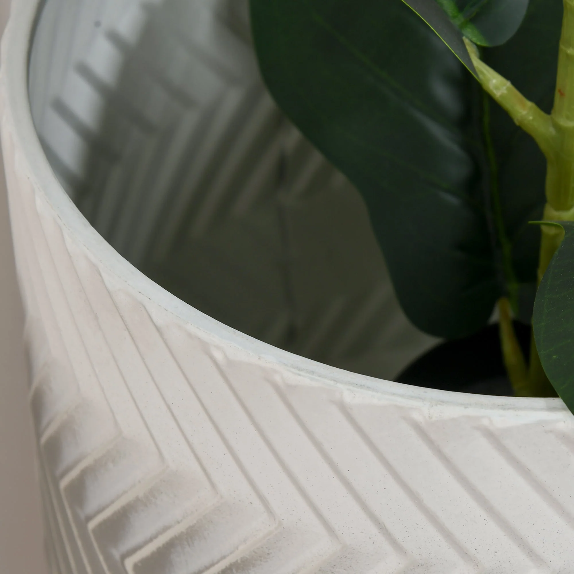 Metal Plant Stand Set of 2 with Legs - Image 8